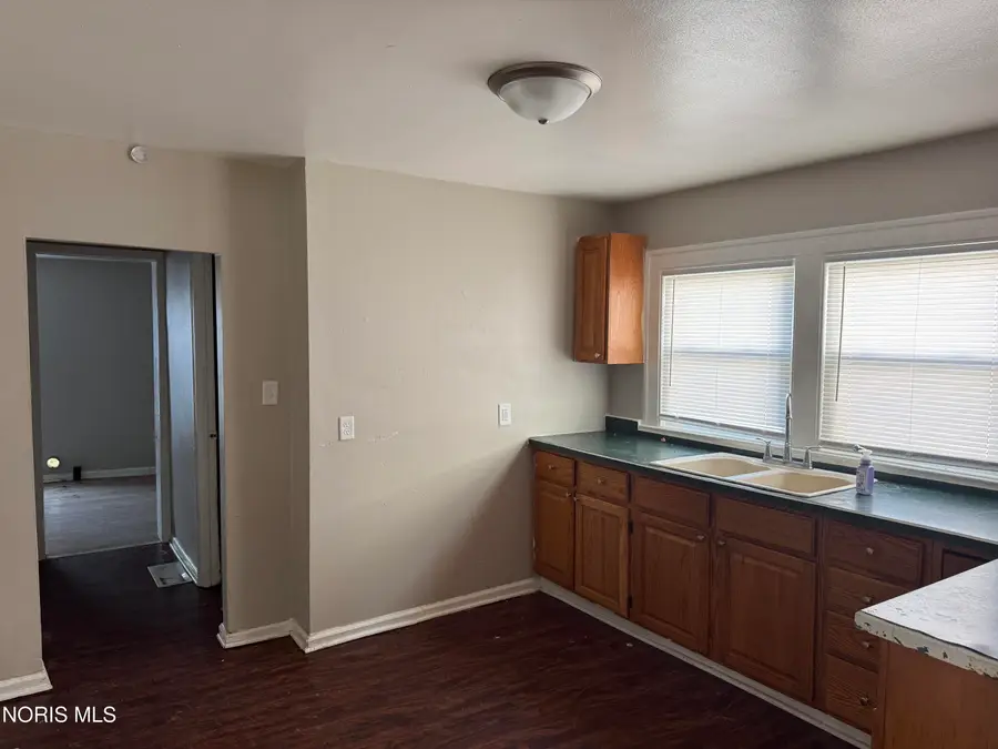 442 Walbridge Avenue, Toledo, OH 43609 - #3