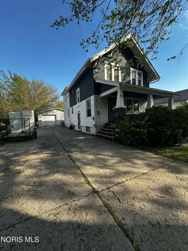421 Center Street, Bryan, OH 43506