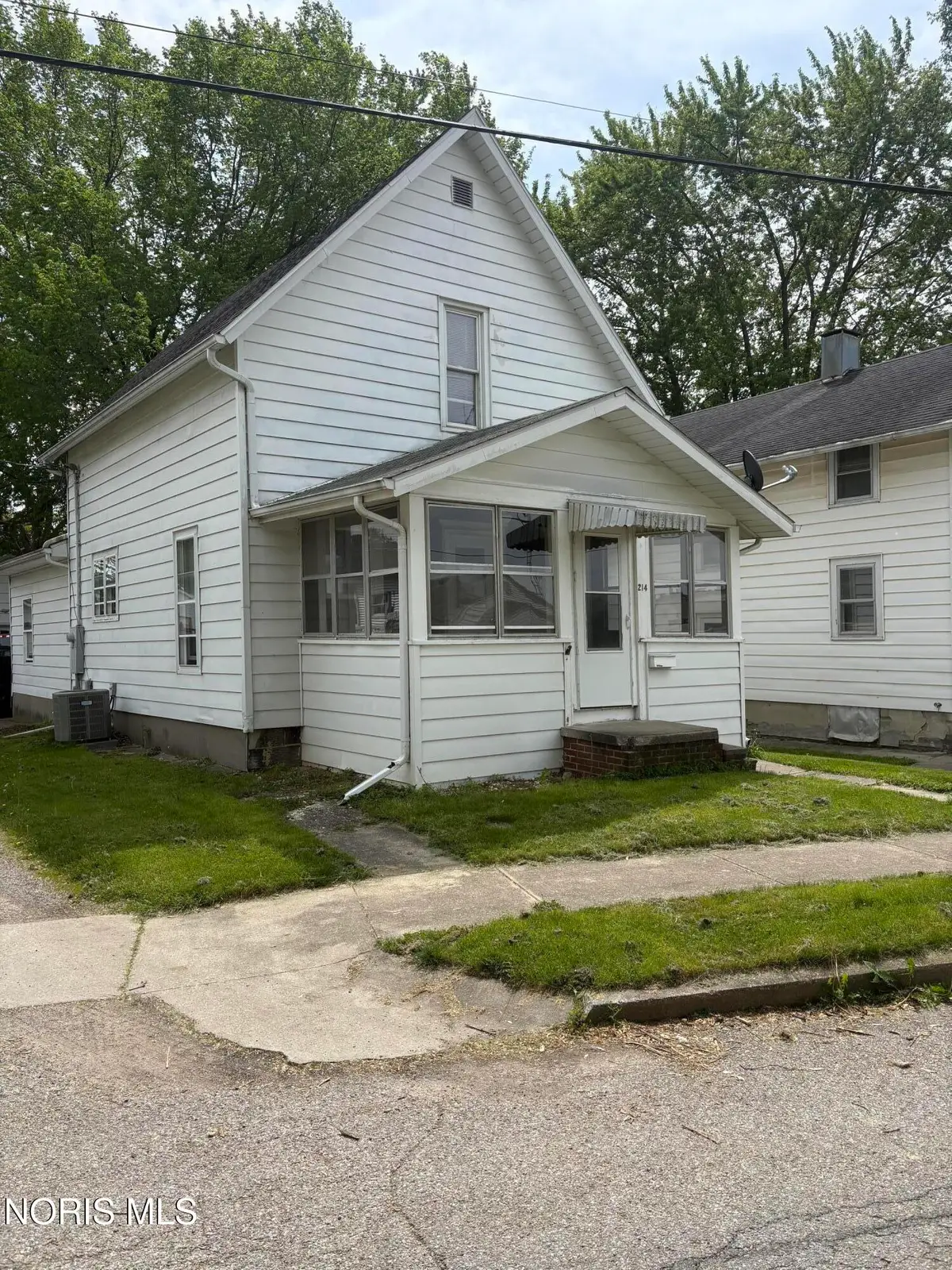 214 W Water Street, Montpelier, OH 43543 - #1