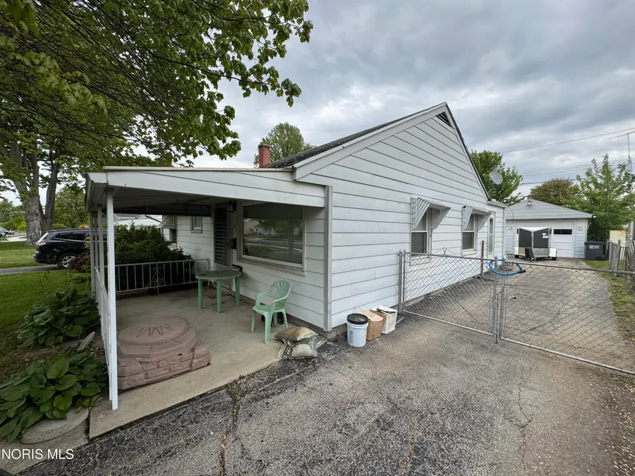 425 Southview Drive, Toledo, OH 43609 - #3