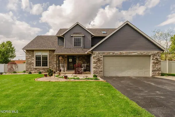 2318 Chestnut Lane, Findlay, OH 45840