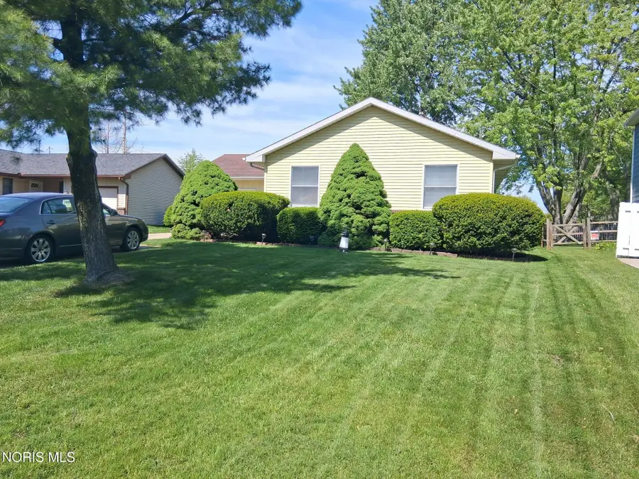 1033 Revere Drive, Bowling Green, OH 43402 - #2