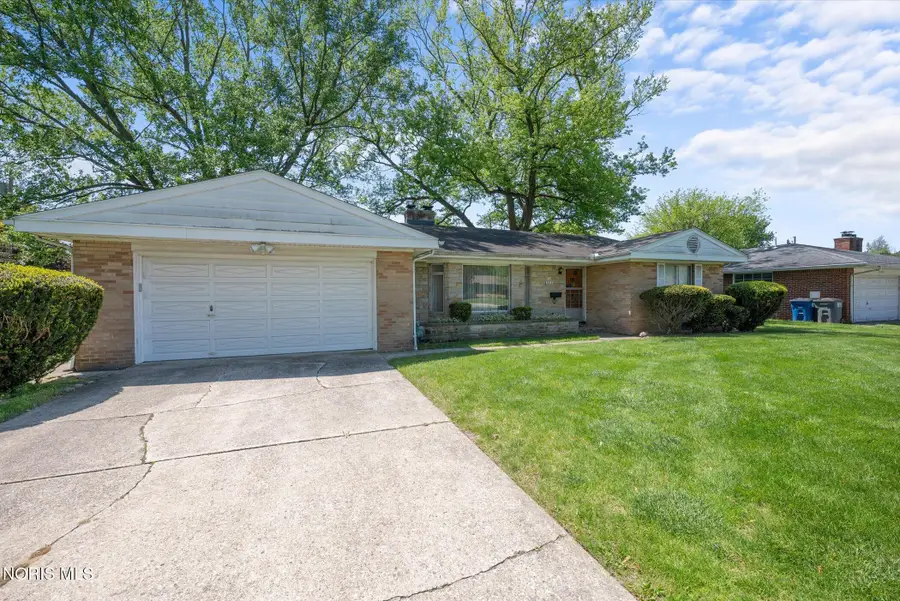 3615 Denise Drive, Toledo, OH 43614 - #2