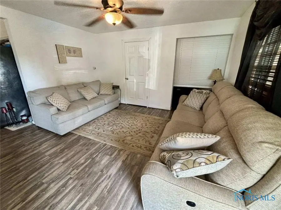 513 E Liberty Street, Leipsic, OH 45856 - #2