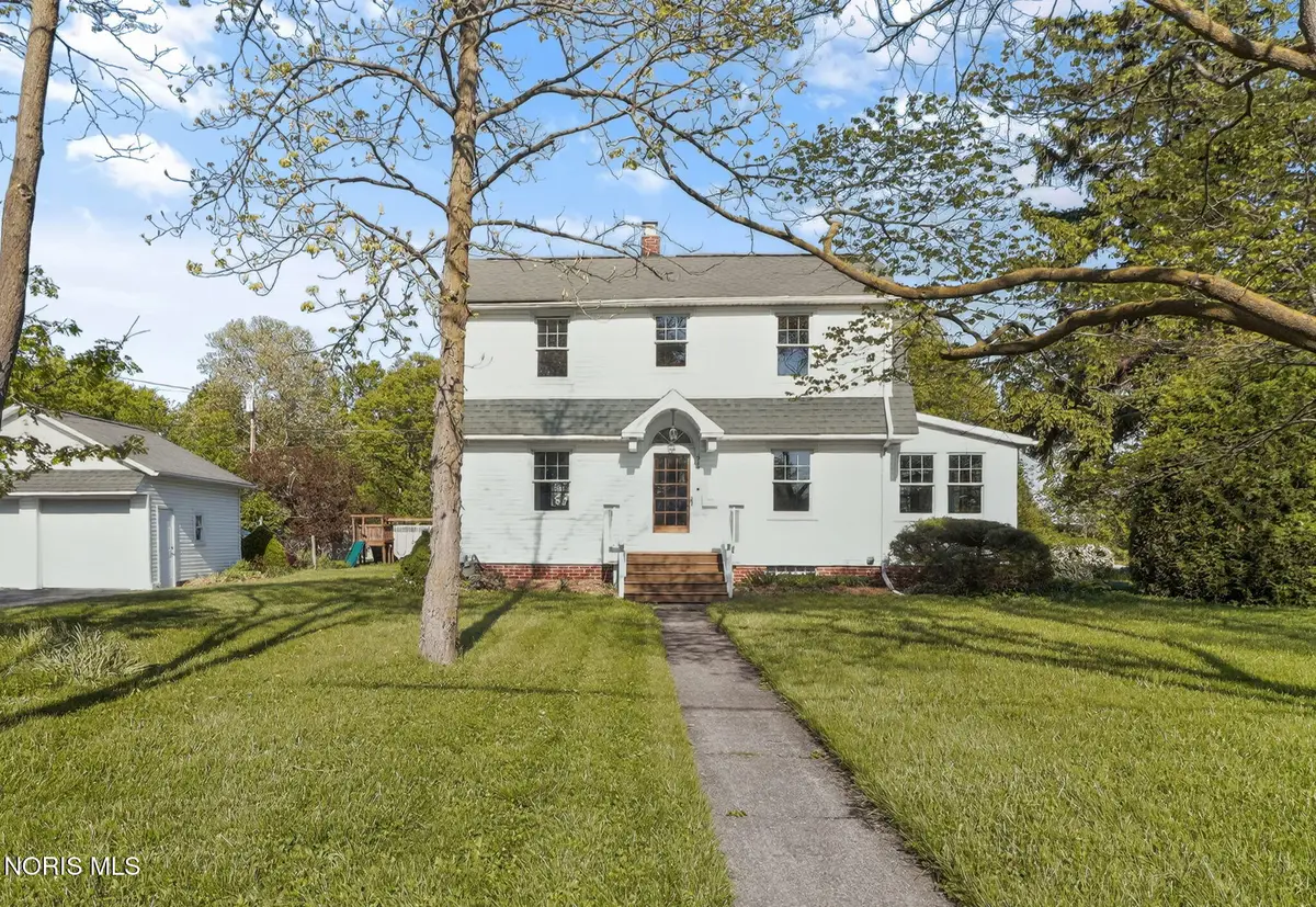 915 Washington Street, Genoa, OH 43430 - #1