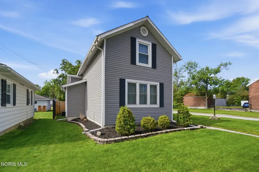 221 E Broadway Street, North Baltimore, OH 45872 - #2