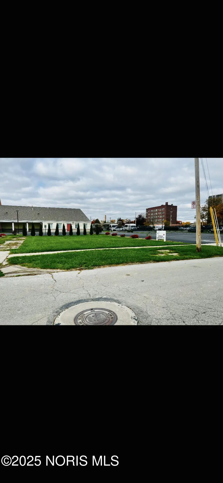 2015 Putnam Street, Toledo, OH 43620 - #1