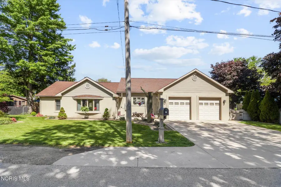 1925 Seaford Drive, Oregon, OH 43616 - #2
