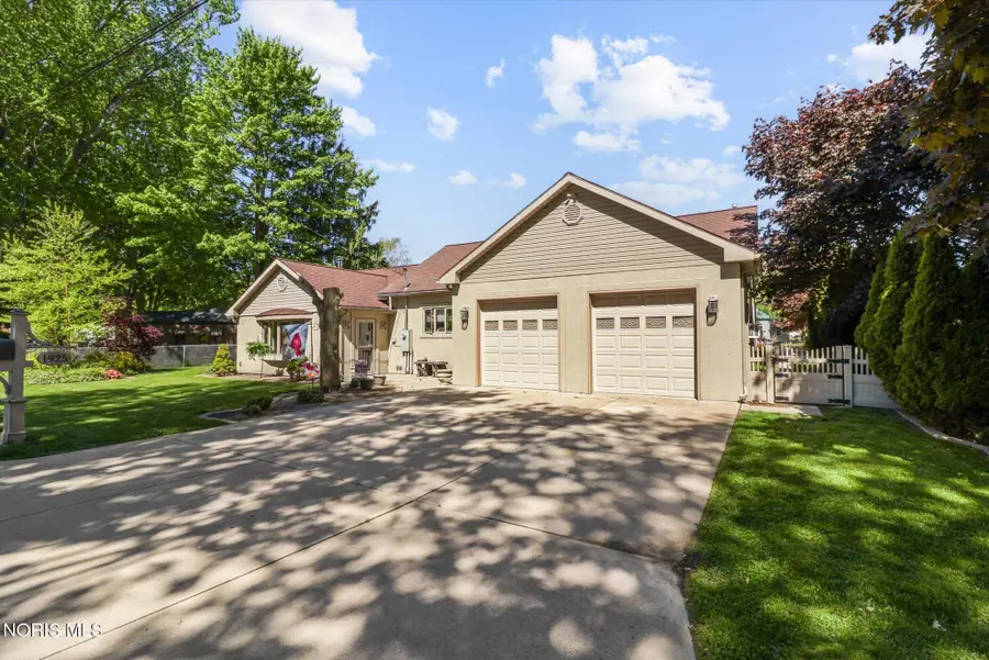 1925 Seaford Drive, Oregon, OH 43616 - #3