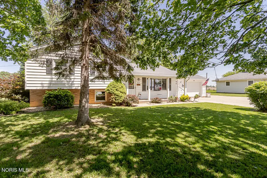 307 E Curtis Street, Stryker, OH 43557 - #3