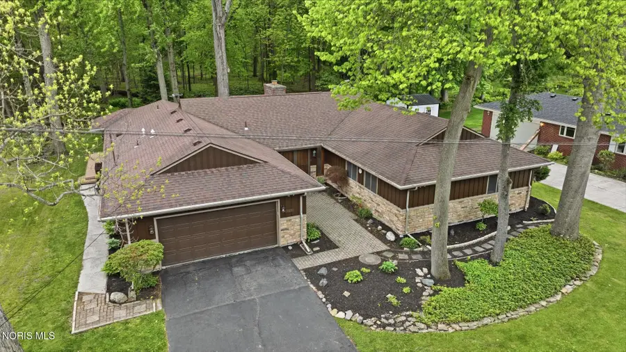 941 Melrose Street, Bowling Green, OH 43402 - #2