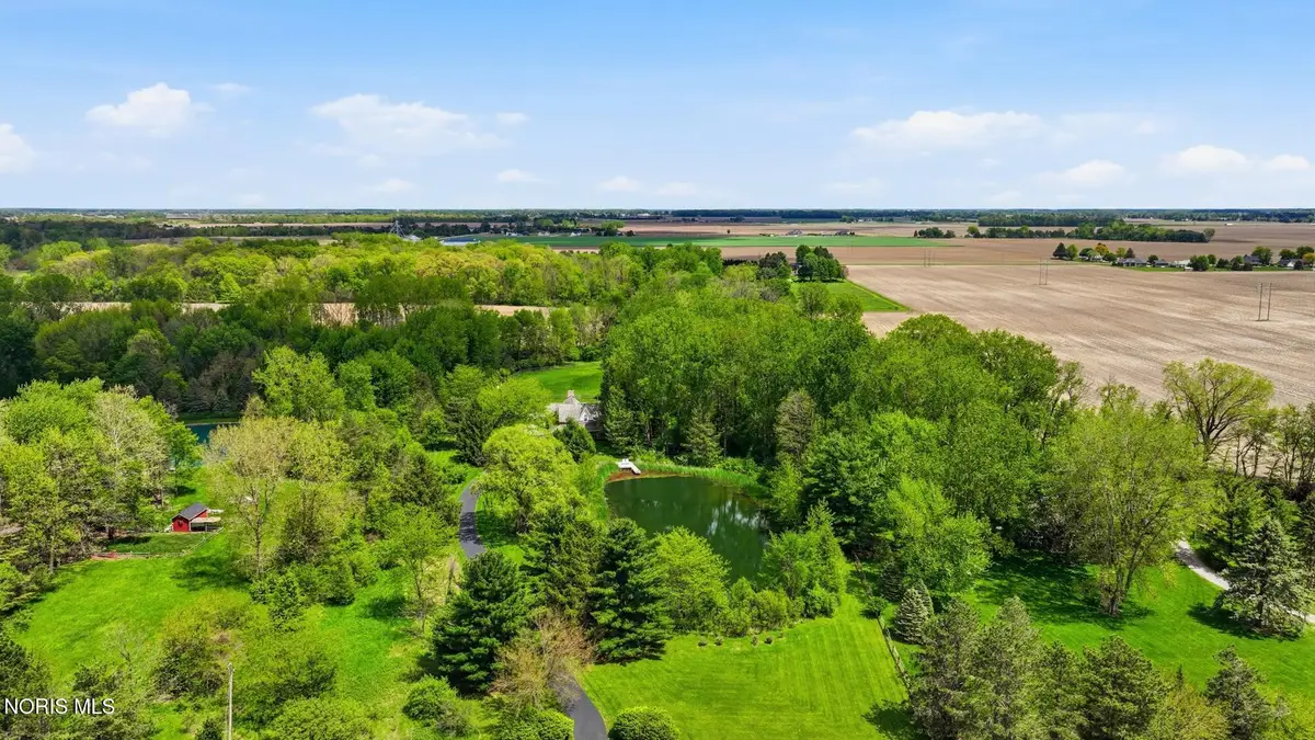 8201 Heller Road, Whitehouse, OH 43571 - #1