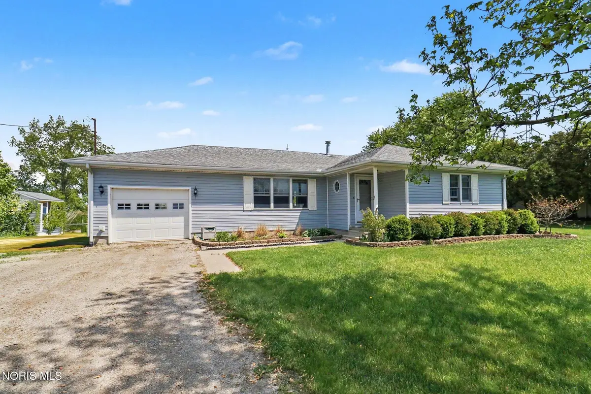 15460 Bishop Road, Bowling Green, OH 43402 - #1