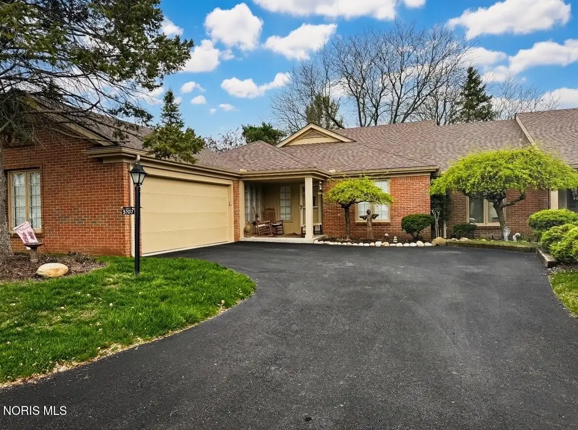 5707 Chardonnay Drive, Toledo, OH 43615 - #1