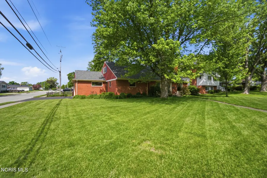 700 Lincolnshire Lane, Findlay, OH 45840 - #2