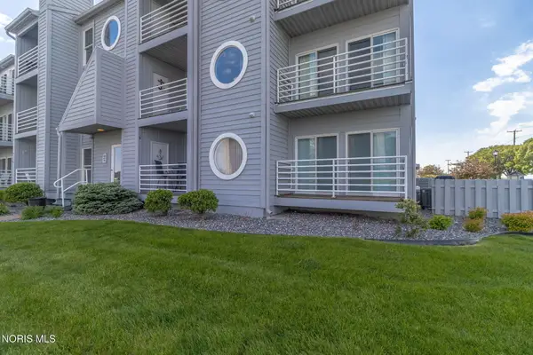 158 Clinton Reef Drive #158, Port Clinton, OH 43452