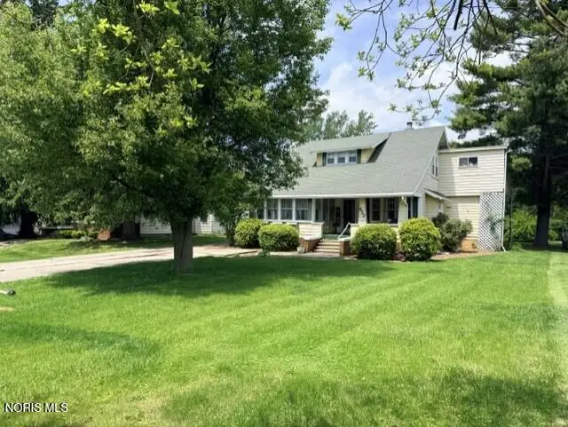 832 E 2nd Street, Defiance, OH 43512 - #2