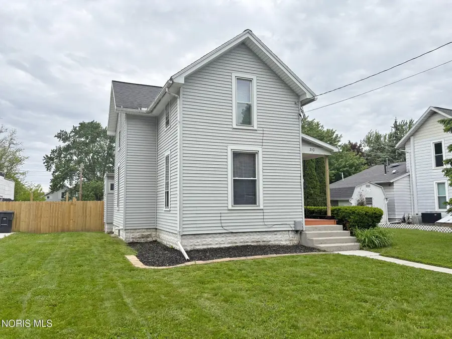 310 Buttonwood Avenue, Bowling Green, OH 43402 - #2