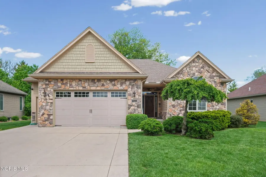 7522 Hickory Valley Drive, Maumee, OH 43537 - #2
