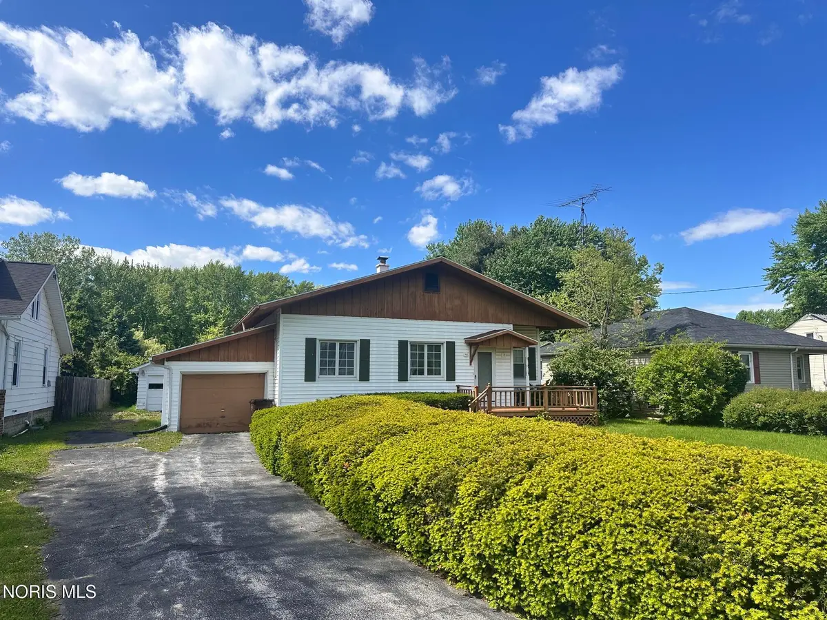 2468 Buckland Avenue, Fremont, OH 43420 - #1