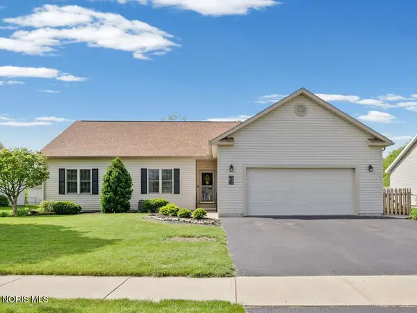 1231 E Lincoln Street, Findlay, OH 45840