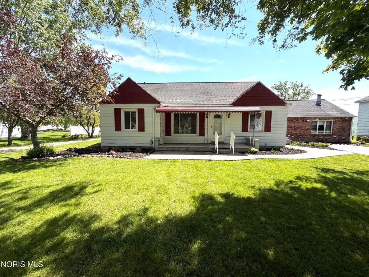 210 School Street, Luckey, OH 43443 - #1