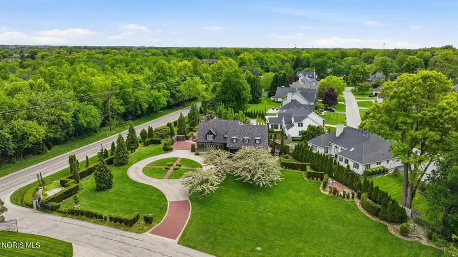 30051 Hickory Hill Drive, Perrysburg, OH 43551 - #2