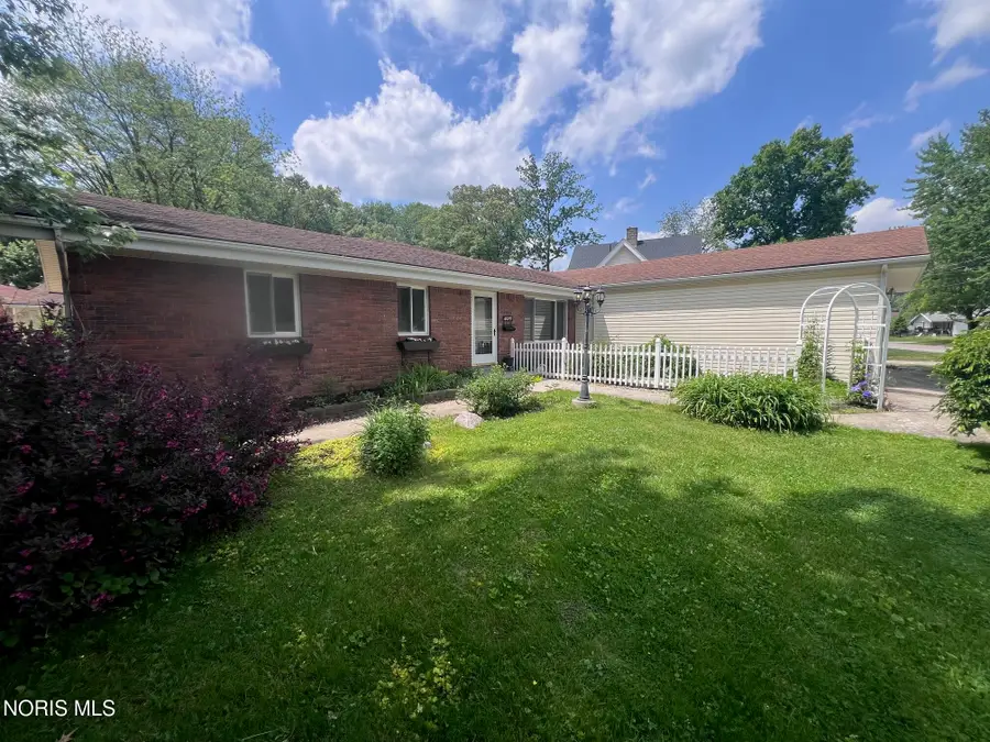 6079 Whiteford Center Road, Toledo, OH 43613 - #2