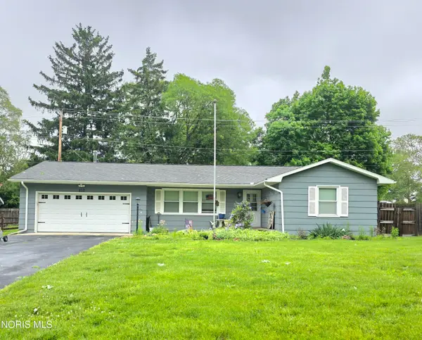 210 Park Lane, Bradner, OH 43406