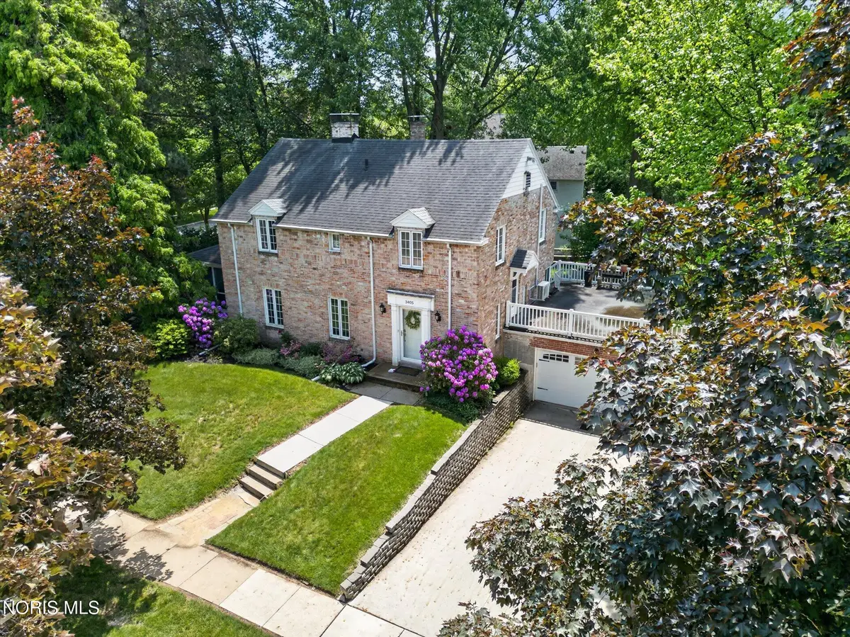 3405 Pelham Road, Ottawa Hills, OH 43606 - #1
