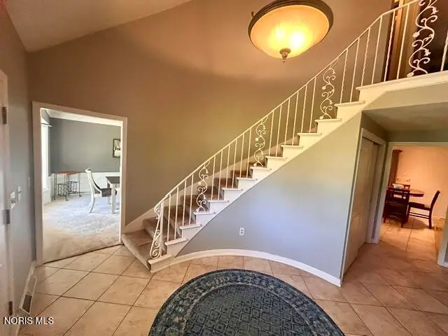 6808 Hickory Hill Court, Maumee, OH 43537 - #3