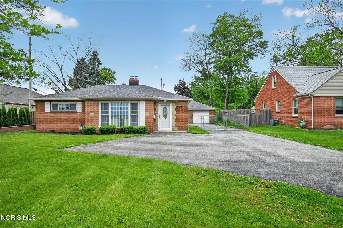 5615 Elliott Road, Sylvania, OH 43560 - #1