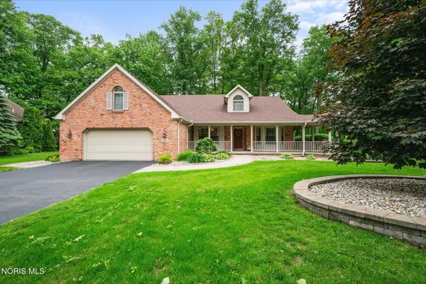 8014 Donnington Drive, Waterville, OH 43566