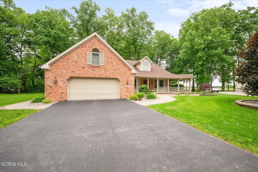 8014 Donnington Drive, Waterville, OH 43566 - #3