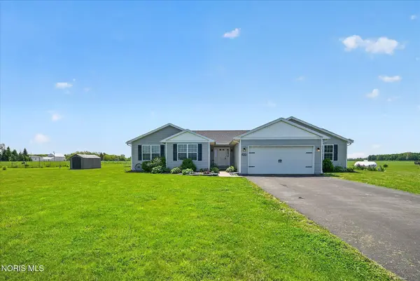 24120 W Walbridge Road, Millbury, OH 43447