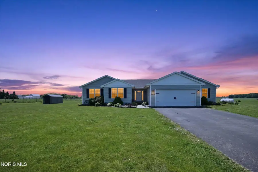 24120 W Walbridge Road, Millbury, OH 43447 - #2