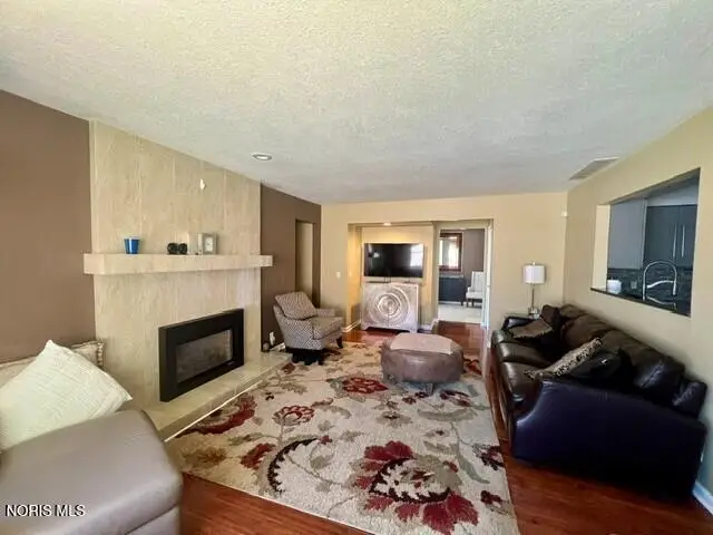 2432 Morningdew Boulevard, Maumee, OH 43537 - #3