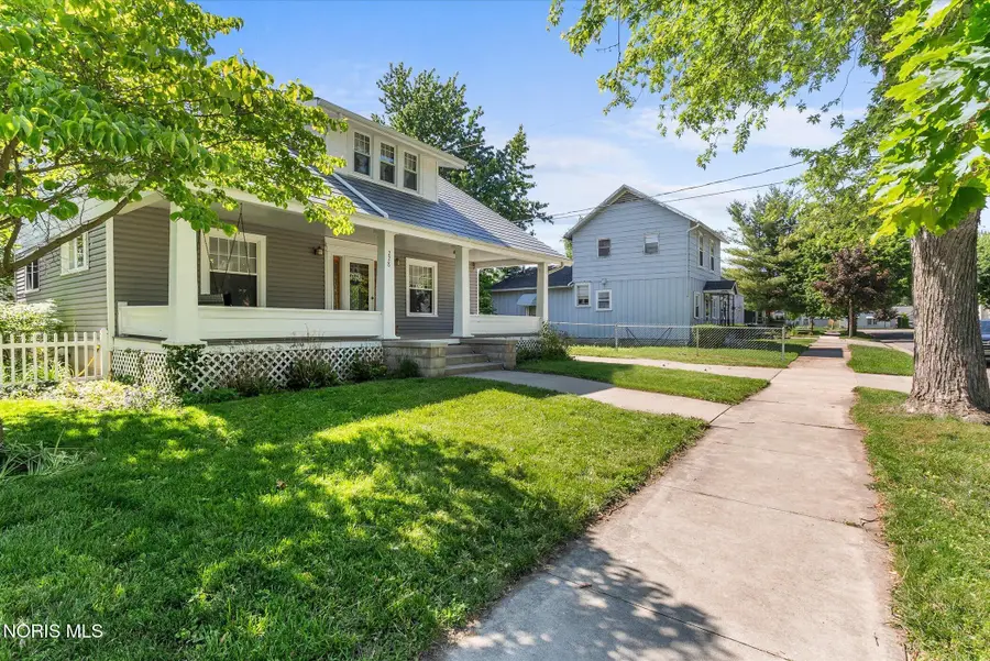 228 Vine Street, Wauseon, OH 43567 - #2