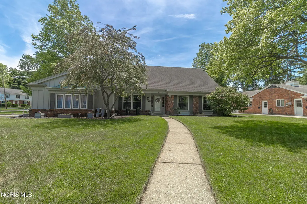 4735 Springbrook Drive, Toledo, OH 43615 - #1