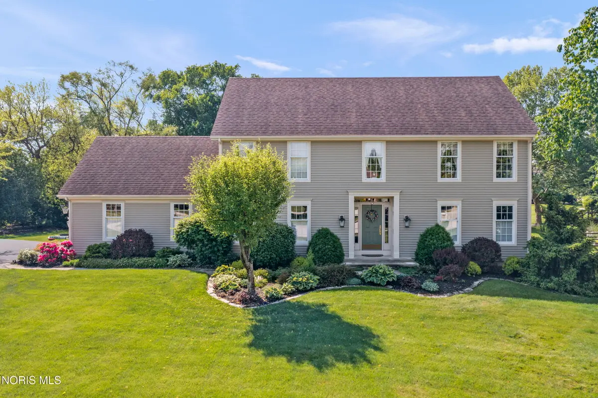 1252 Valley Bend Court, Perrysburg, OH 43551 - #1
