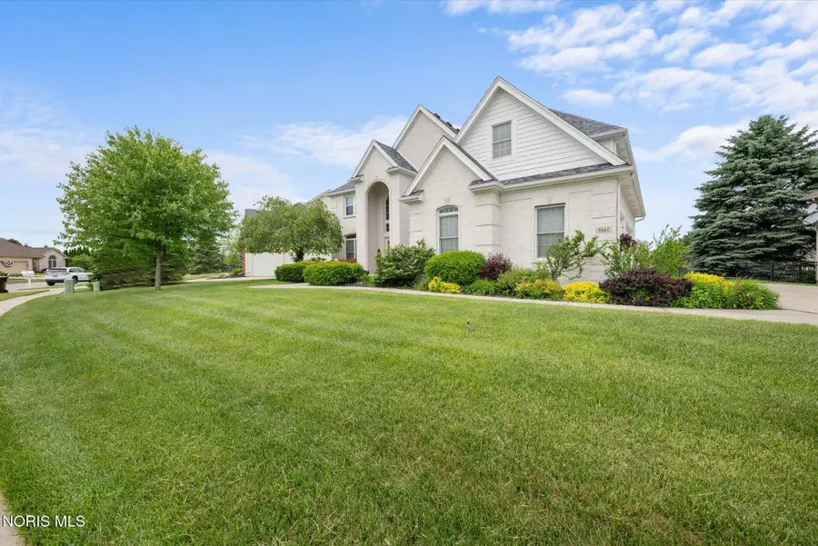 5667 Walnut Cove Road, Sylvania, OH 43560 - #3