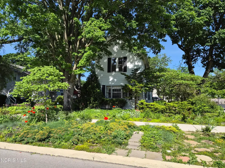 435 S Church Street, Bowling Green, OH 43402 - #2