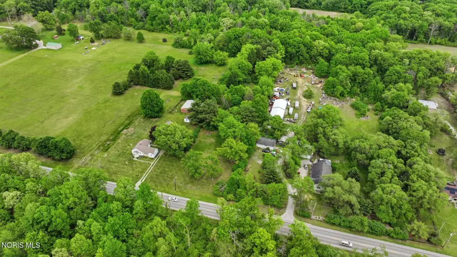 530 N Crissey Road, Holland, OH 43528 - #2