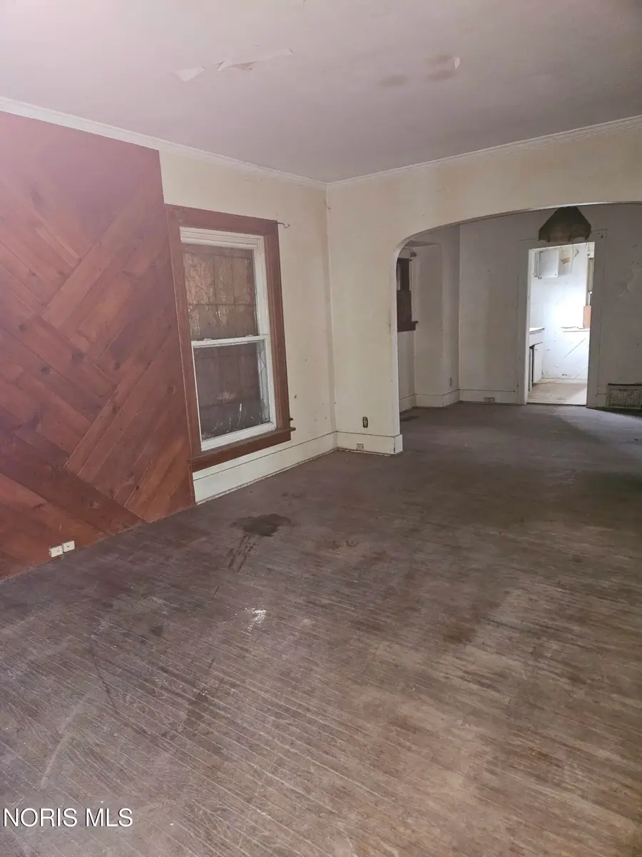 901 Toronto Avenue, Toledo, OH 43609 - #3