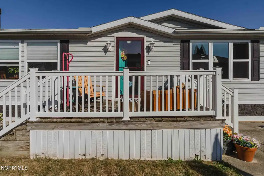 1736 Woodridge, Findlay, OH 45840 - #2