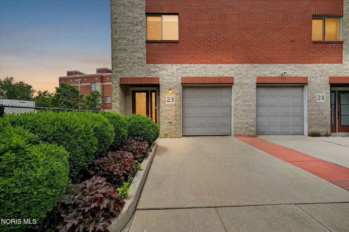 145 S Saint Clair Street #23, Toledo, OH 43604 - #1