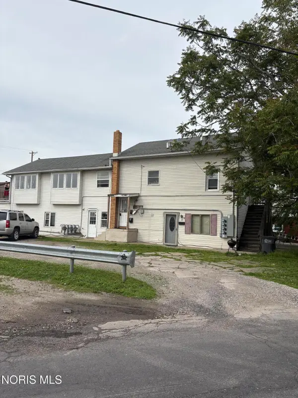 5912 Edgewater Drive, Toledo, OH 43611
