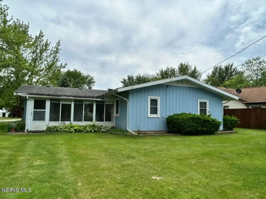 1045 Bellaire Street, Bryan, OH 43506 - #3