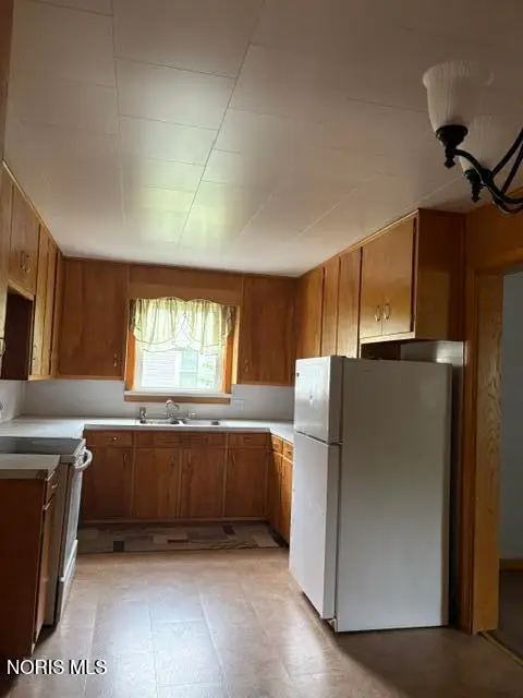1000 Riverside Avenue, Defiance, OH 43512 - #3