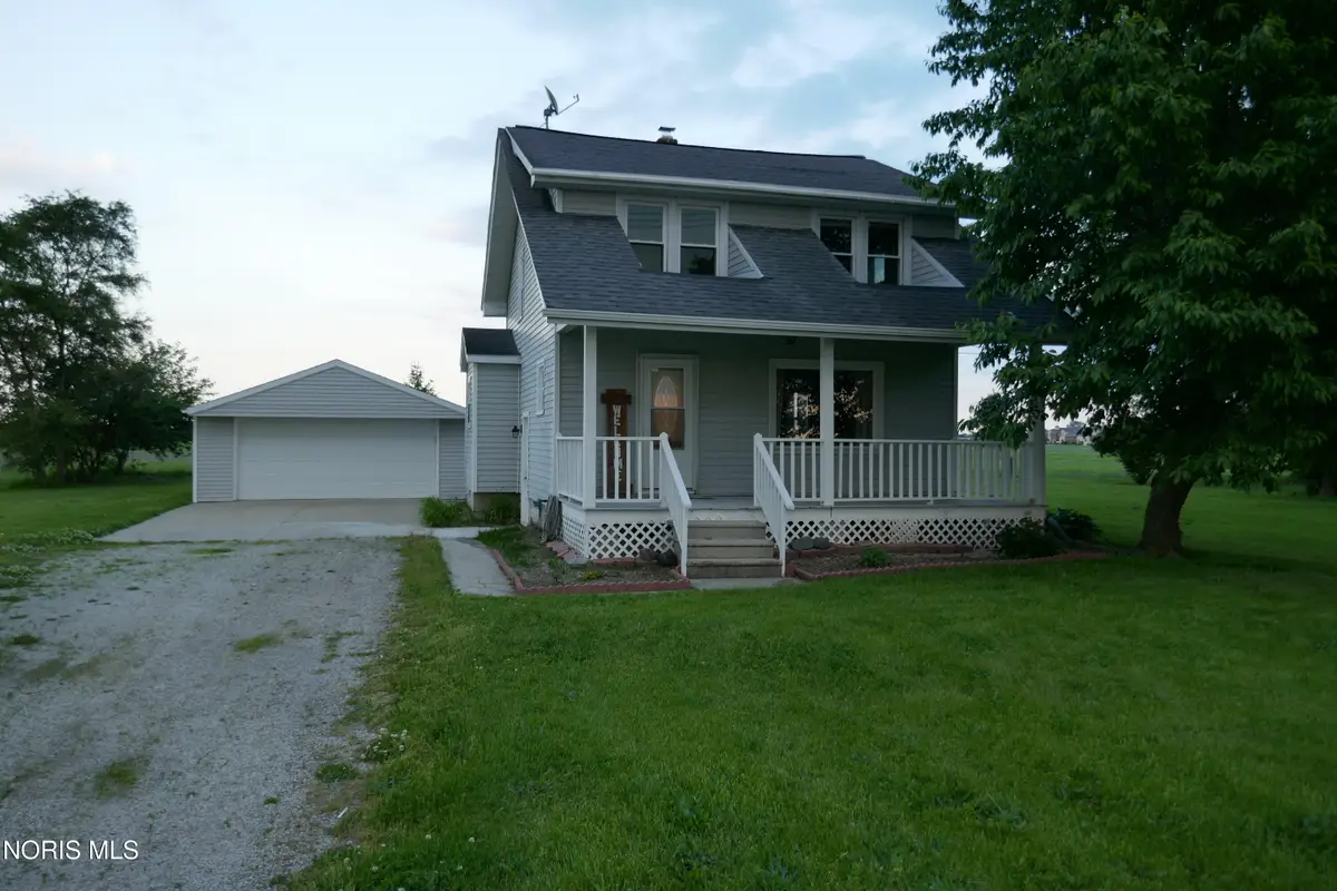 29658 Tracy Road, Walbridge, OH 43465 - #1